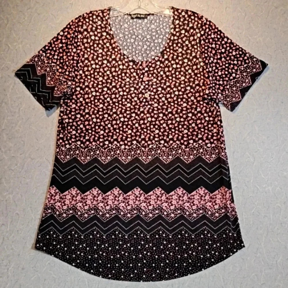 Forget Me Not Women's Stretch Tunic Scoop  Neck Size Large